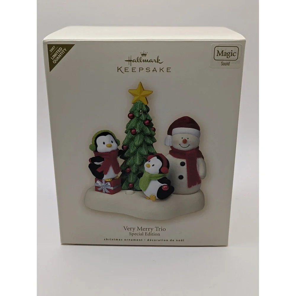 Hallmark 2007 Very Merry Trio‎ Magic Sound Ornament Penguins Snowman Flocked
